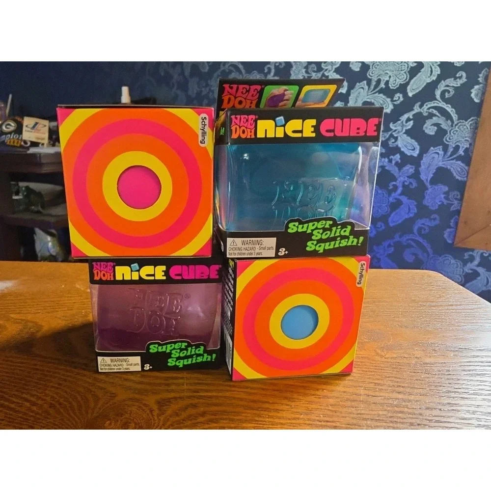 Nee Doh 2 Nice Cube & 2 Color  change Complete‎ Lot of 4  -Blue Purple & Pink